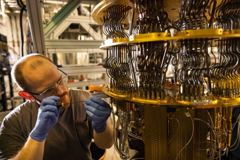 Google Quantum Computer Sycamore technicians